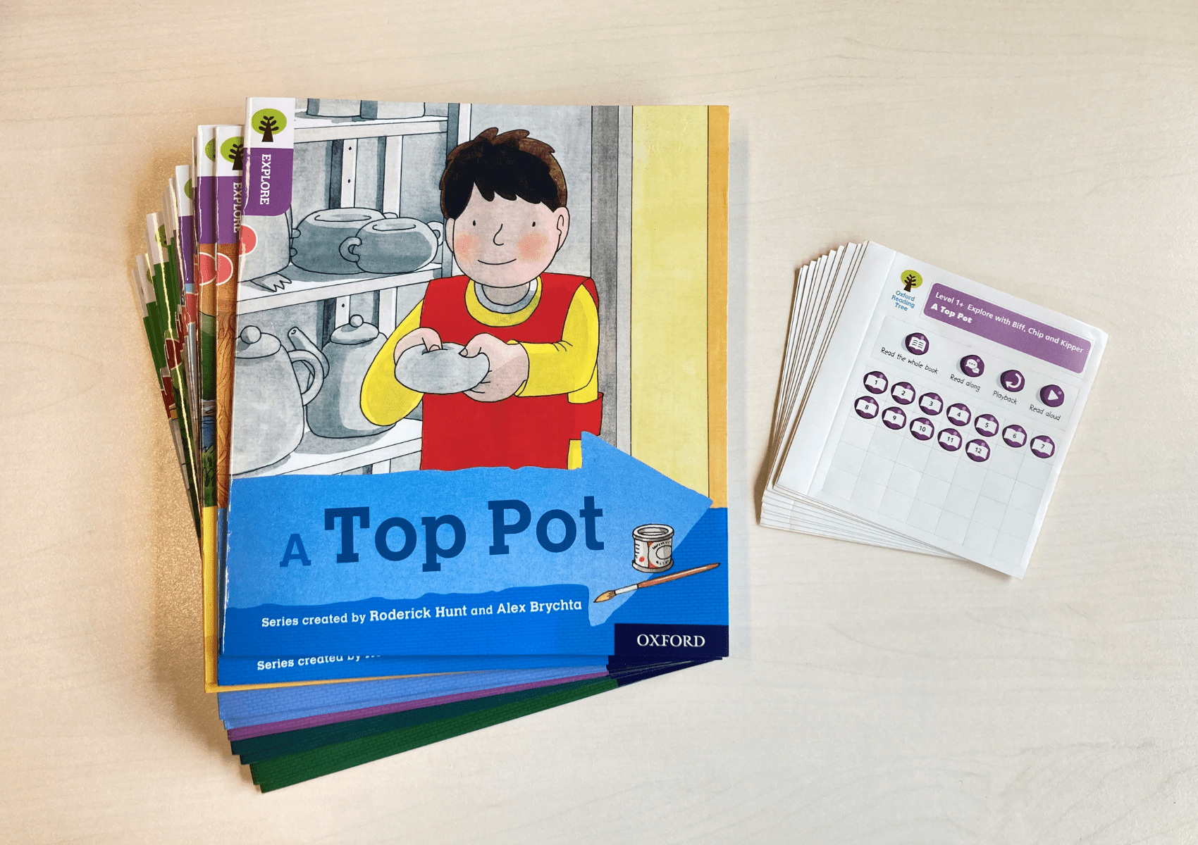 洋書 Oxford Reading Tree EXPLORE Oxford Reading Tree - Explore with Biff, Chip and Kipper
